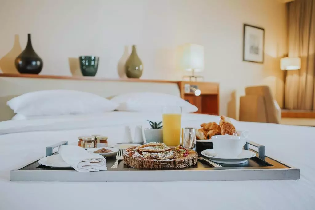 سرویس اتاق هتل گرند حیات